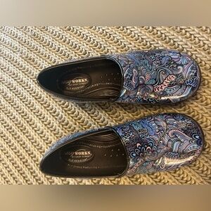 Easy works-easy street slip resistant shoes